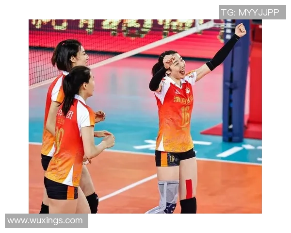 深圳排球队灵活性变革引发热议探讨排球新战术与团队协作模式 深圳排球队灵活性变革引发热议探讨排球新战术与团队协作模式