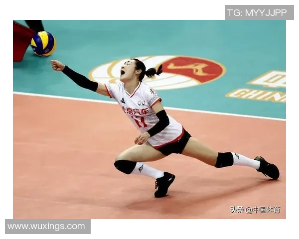 赛后分析:广州排球队与重庆排球队在比赛中的灵活性对比探讨 赛后分析:广州排球队与重庆排球队在比赛中的灵活性对比探讨